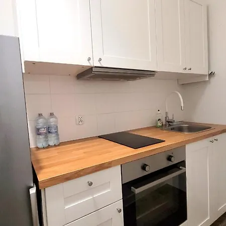 Rynek 12 Apartment *